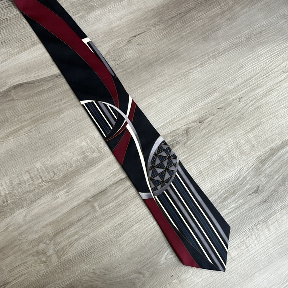 Oscar De La Renta silk tie men’s abstract print dark color palette